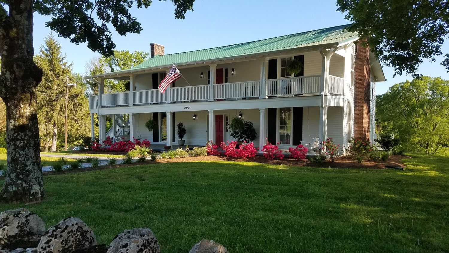 Stagecoach: 8858 Lebanon Rd, Mount Juliet, TN 37122